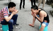 被迫吃瓜gif,网络热图的幽默与反思
